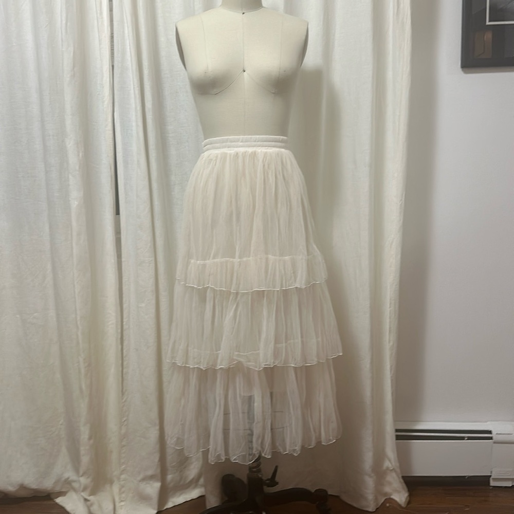 Gorgeous crème tulle layered skirt